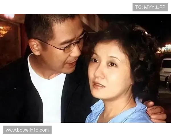 王刚邓捷年龄差悬殊同场首发